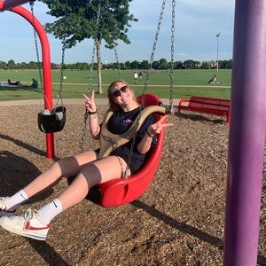 Meet your Posher, Hannah